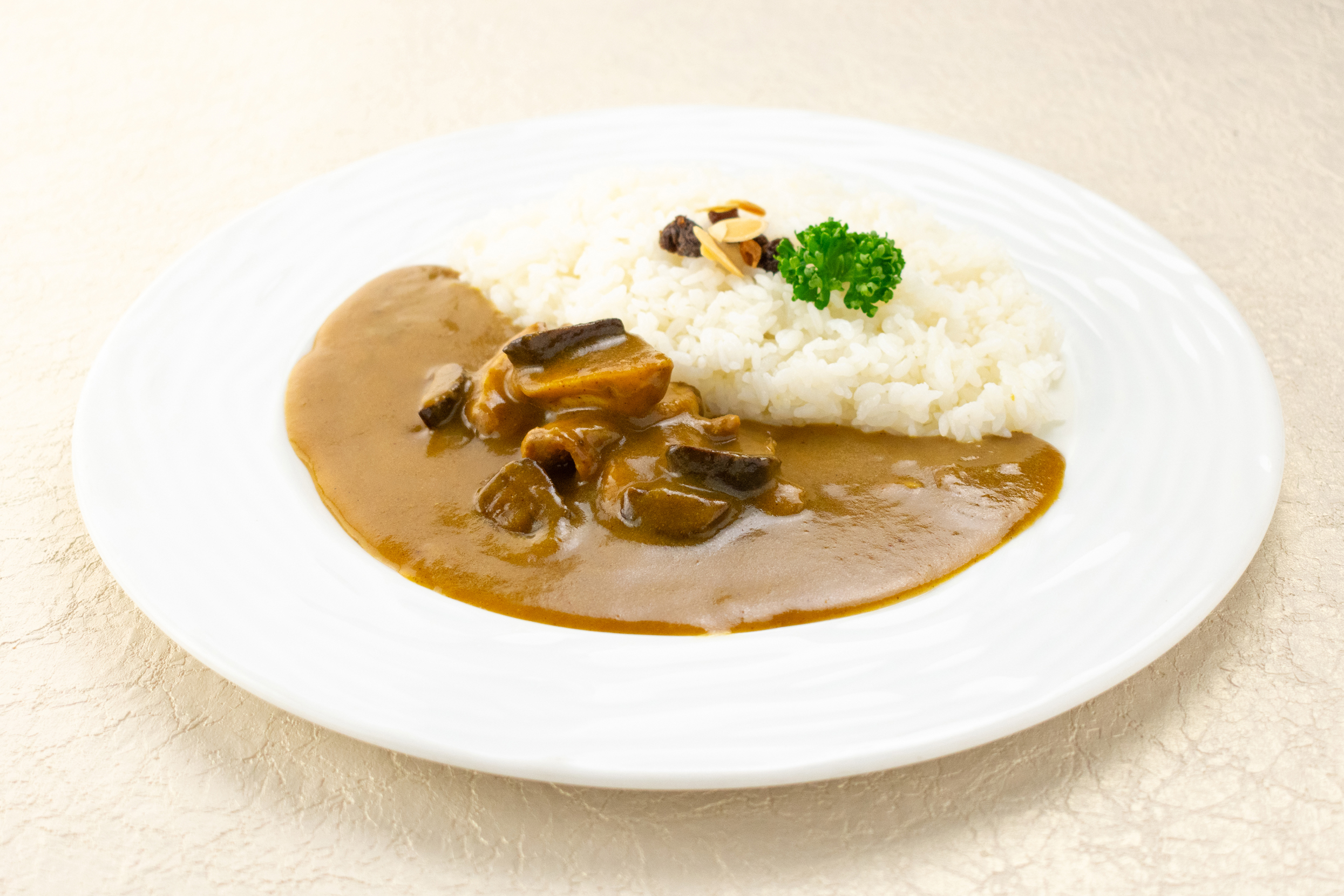 青森県産黒ニンニクのチキンカレー